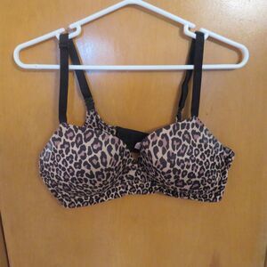 Dobreva Push-Up Wireless Bra Excellent Pre-Owned Condition Size 40B
